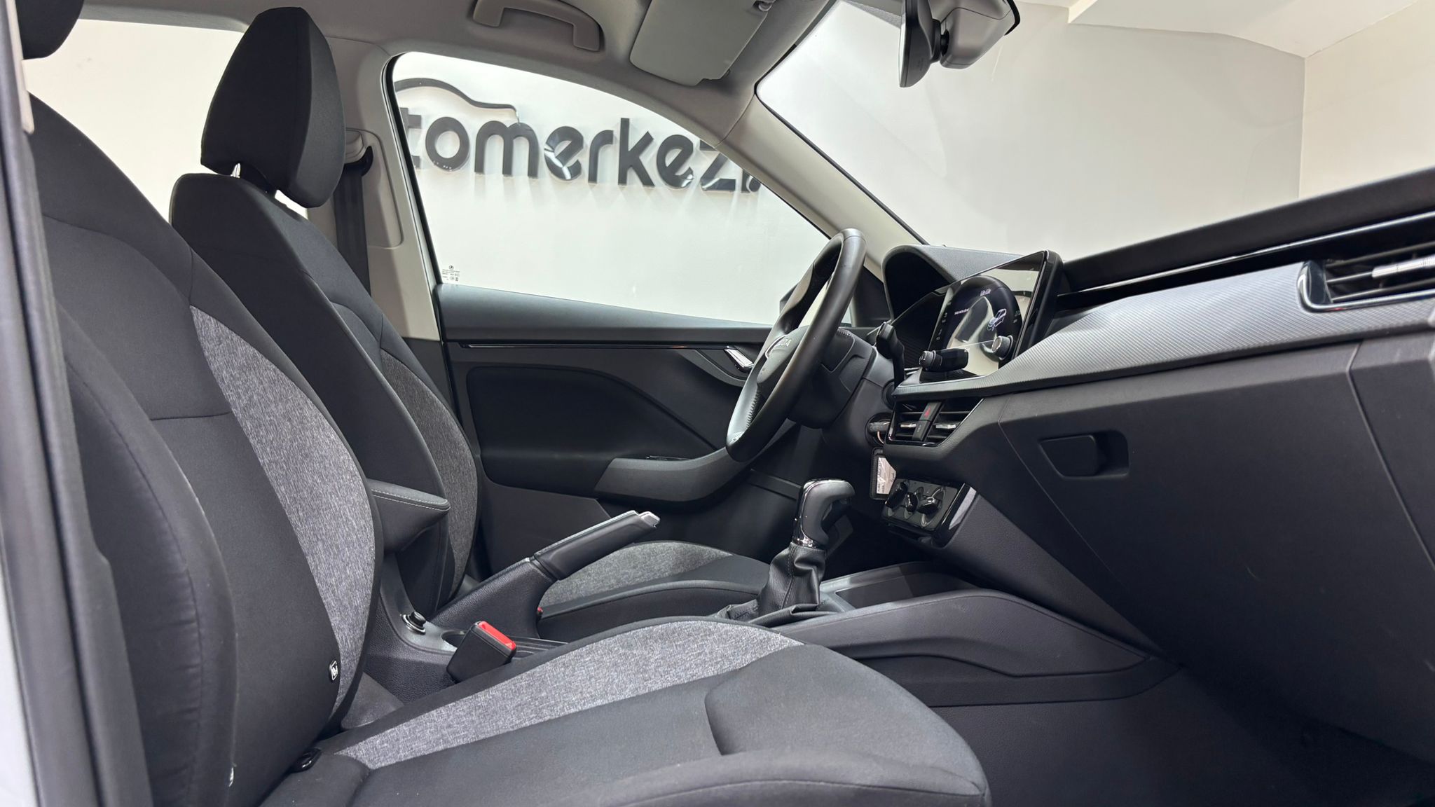 SKODA KAMIQ 18